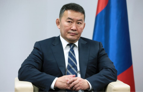 “Хөл авсан” Х.Баттулгын хийж мэдэх “мэх”
